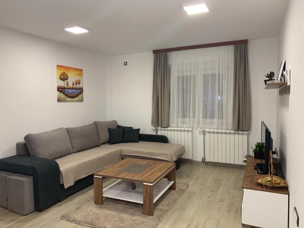 Mm Apartmani Белград Екстериор снимка