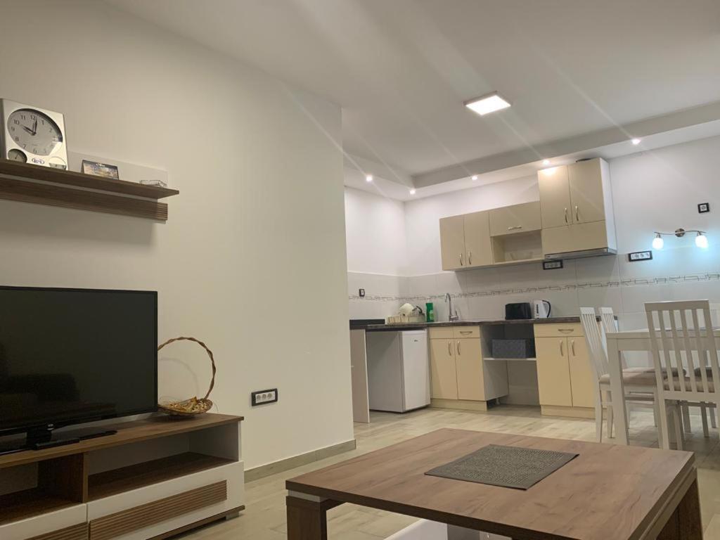 Mm Apartmani Белград Екстериор снимка